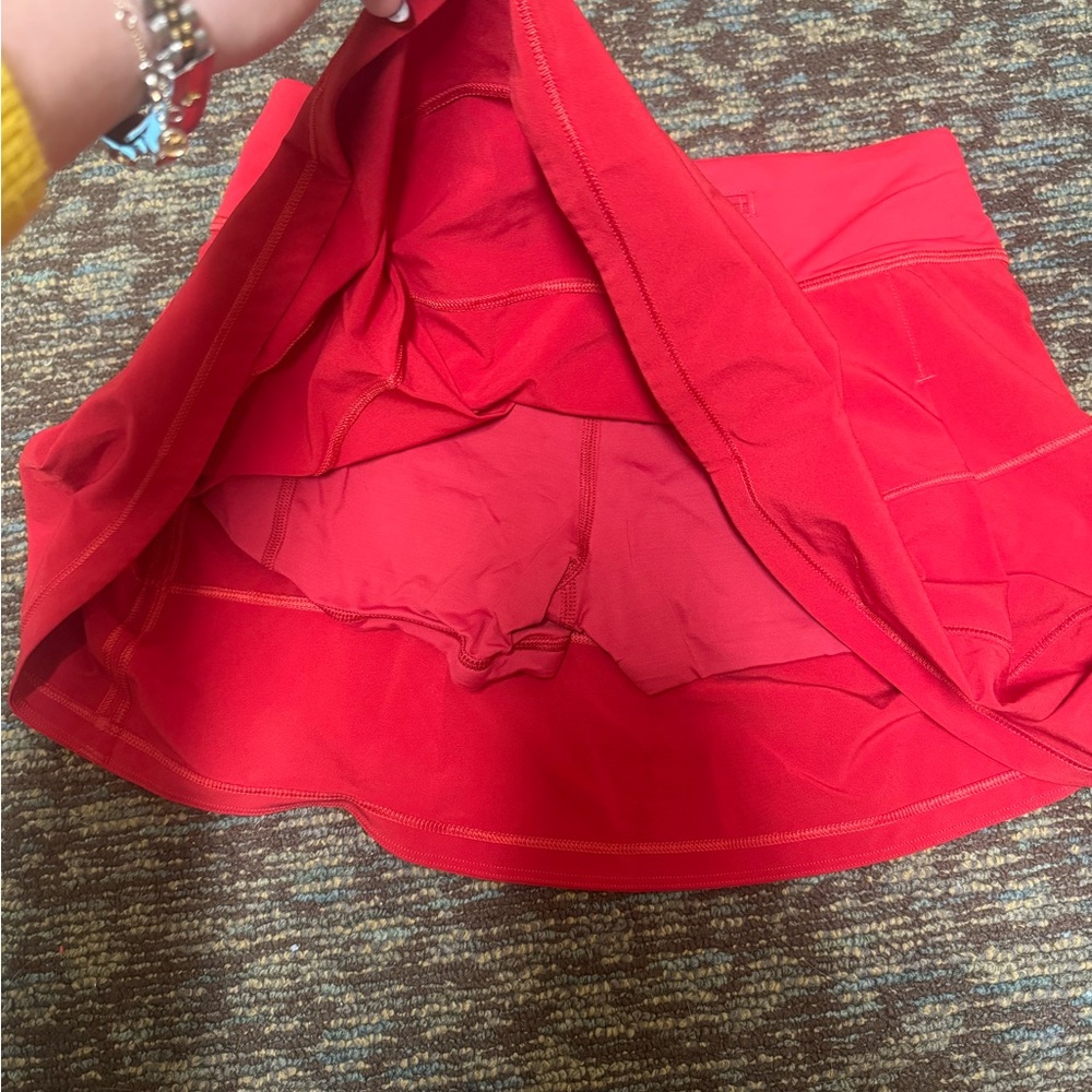 NWT Lululemon Pace Rival Skirt~SIZE:2~Dark Red - Picture 3 of 3